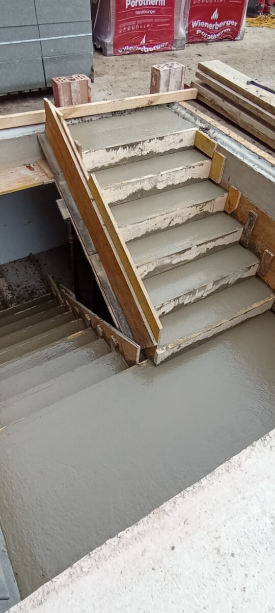Treppenasphaltierung der Wailand Bau GmbH